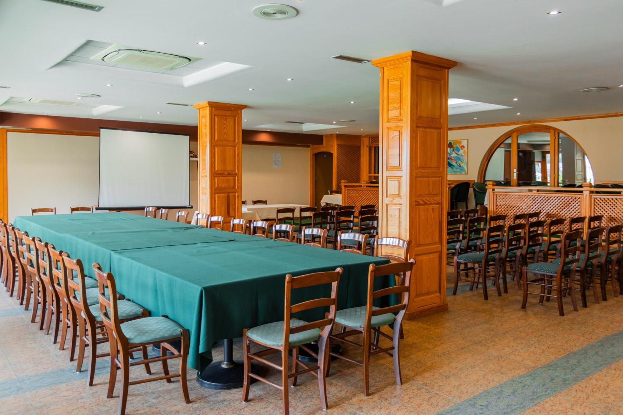Hotel Saraj Сараево Екстериор снимка