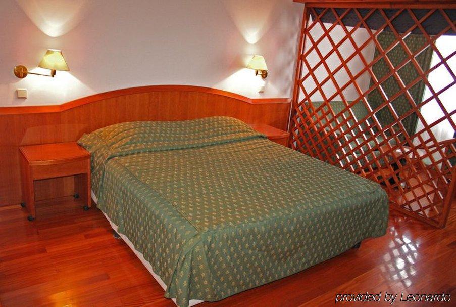 Hotel Saraj Сараево Екстериор снимка