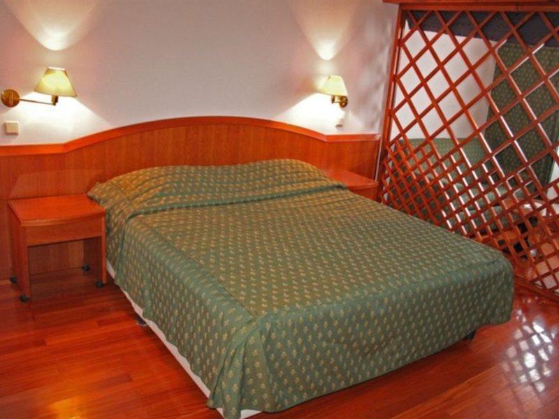 Hotel Saraj Сараево Екстериор снимка